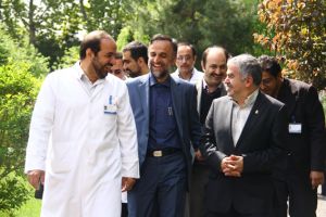 بازدید رئیس دانشگاه علوم پزشکی ایران ۱۳۹۲: عکس شماره 2 / 12